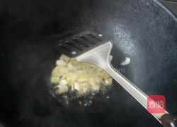 醋炒绿豆芽的做法图解3