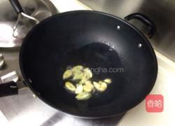 咸蛋白炖冻豆腐的做法图解3