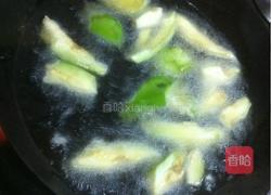 茄子炖蚬子的做法图解2