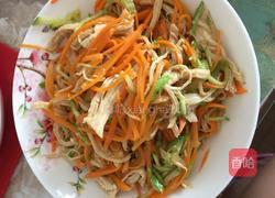 鸡胸脯、黄瓜、胡萝卜的做法图解1