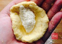 鸡蛋灌饼加肠的做法图解4