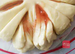 Snowflake Hand-Teared Bread Illustration 15