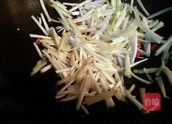 韭黄炒肉丝的做法图解4
