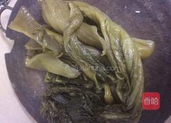 猪肉煲咸菜的做法图解2