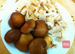 肉末炒杂菇的做法图解1