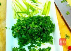 肉末炒杂菇的做法图解2