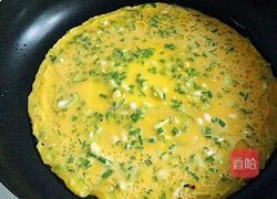 火腿肠鸡蛋饼的做法图解5