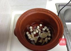 百合莲子炖雪梨的做法图解2