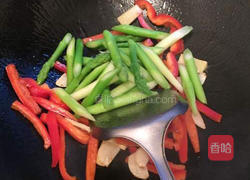 芦笋炒鲍鱼片的做法图解4