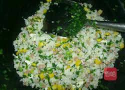 三色炒饭的做法图解7