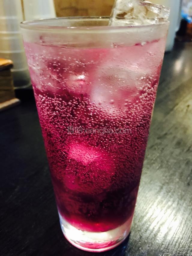 来一杯自制的炭酸饮料
