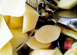 茄子炖土豆的做法图解9