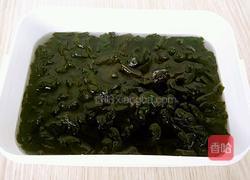 凉拌裙带菜的做法图解2