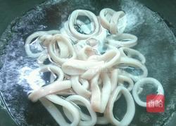 炸鱿鱼圈的做法图解2