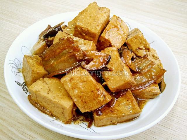 出锅装盘即可！这样就做好了！