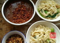 炸酱面的做法图解1