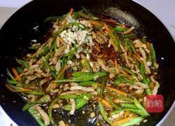 青椒炒肉丝的做法图解8