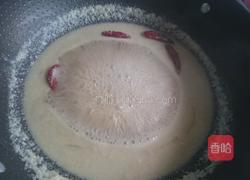 泰国椰奶鸡肉汤的做法图解6