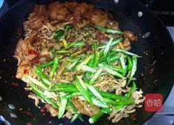 尖椒盐菜回锅肉的做法图解6