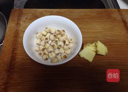 莲子猪肚养生汤的做法图解7