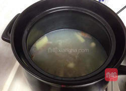 莲子猪肚养生汤的做法图解10