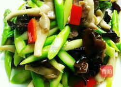 芦笋炒木耳的做法图解8