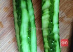 黄瓜炒蛋的做法图解1