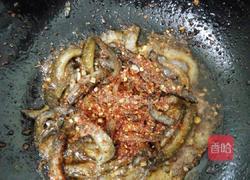 蒜香泥鳅的做法图解5