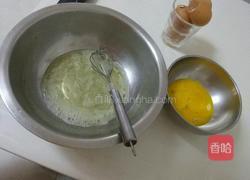 电饭煲蛋糕的做法图解1