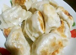 水晶萝卜肉馅煎饺