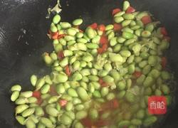 毛豆炒肉丁的做法图解4