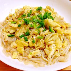 金针菇炒鸡蛋的做法[图]