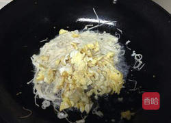 金针菇炒鸡蛋的做法图解6