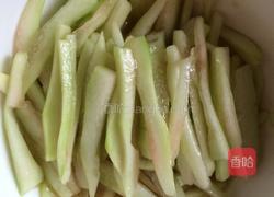 凉拌西瓜皮的做法图解3