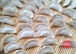 超简单酥脆水煎饺的做法图解4