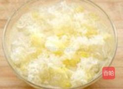 银耳蜜枣汤的做法图解3