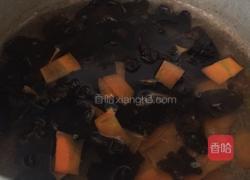生椒凉拌黑木耳的做法图解3