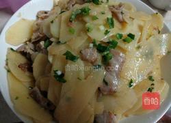 土豆炒猪肉的做法图解8