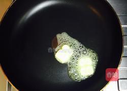 番茄牛肉烩意大利面的做法图解3