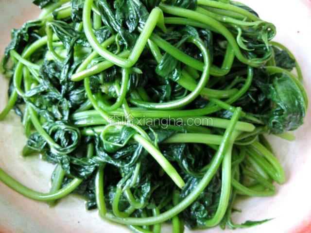 蒜蓉炒蕃薯苗