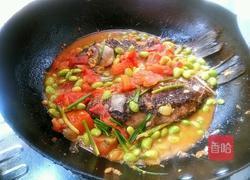 蕃茄烧鲫鱼的做法图解7