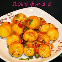 蒜泥酱香小土豆的做法[图]
