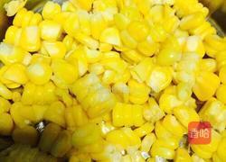 火腿玉米粒的做法图解2