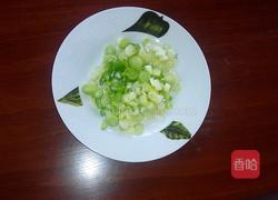 小葱拌豆腐的做法图解2