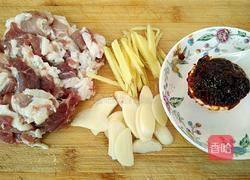 芹菜炒粉条的做法图解3