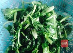 蘑菇青菜的做法图解2