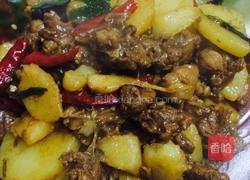 土豆烧牛肉的做法图解7