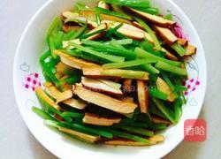 芹菜炒豆干的做法图解5