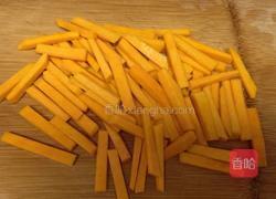 南瓜芝麻饼的做法图解1