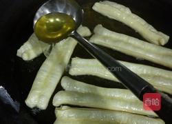 油条的做法图解7